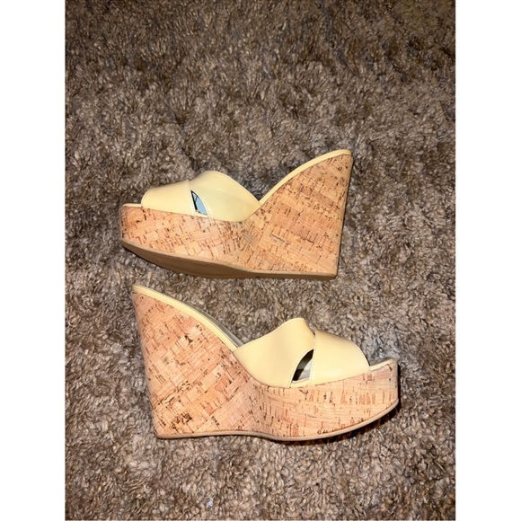 Heels - Picture 7 of 8